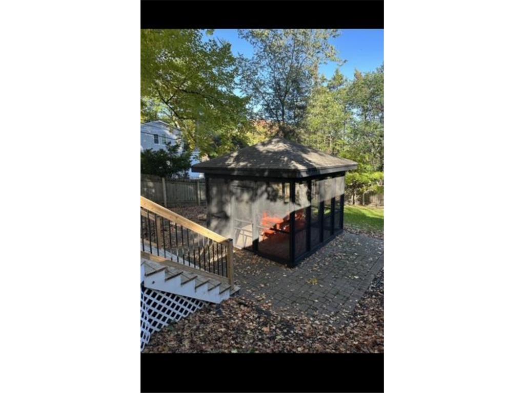 239 Byrondale Avenue, Wayzata, MN, 55391 MLS 6505164 Edina Realty