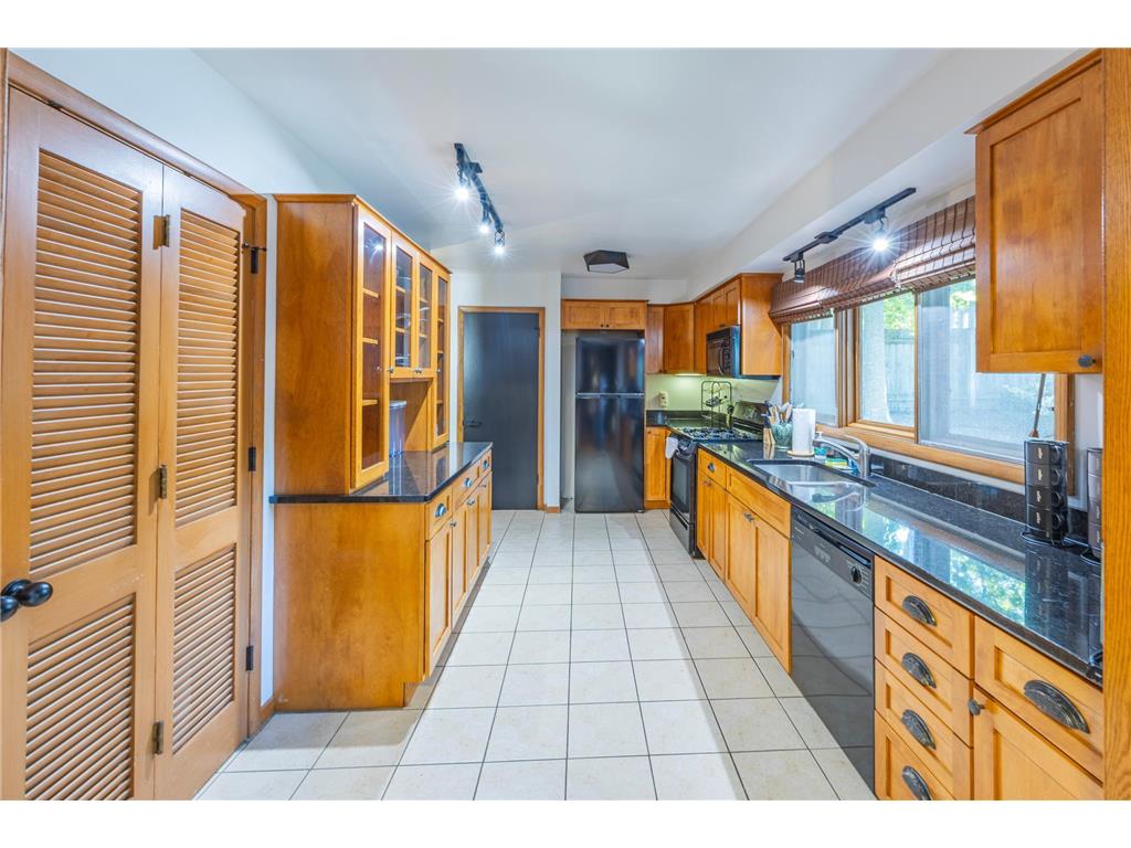 239 Byrondale Avenue Wayzata MN 55391 6802916 image5