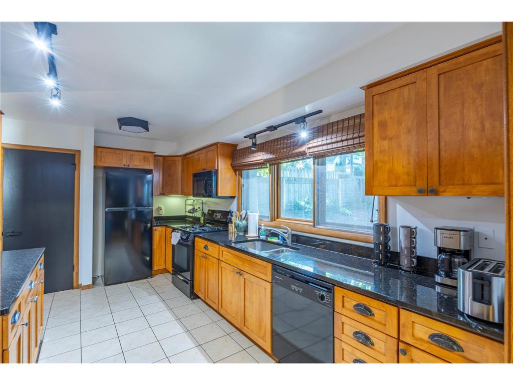 239 Byrondale Avenue Wayzata MN 55391 6802916 image9