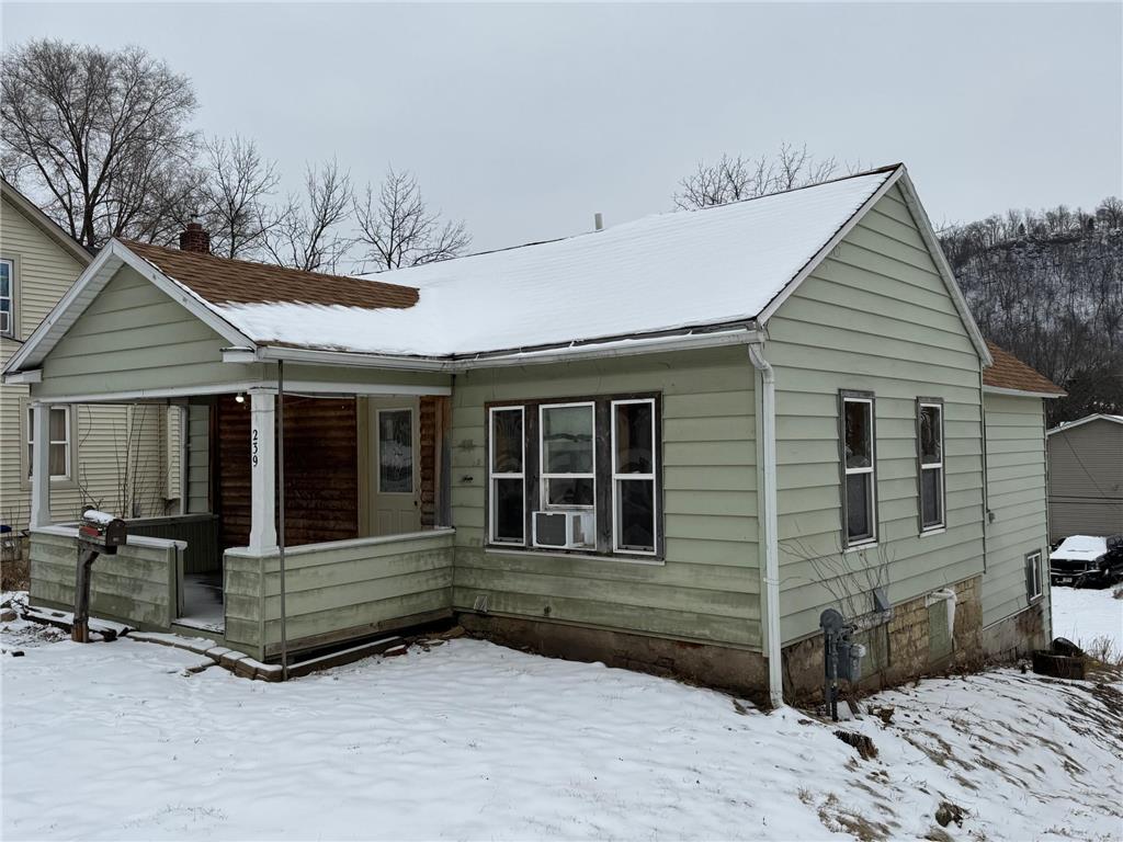 239 E 4th Street Red Wing MN 55066 6671406 image1