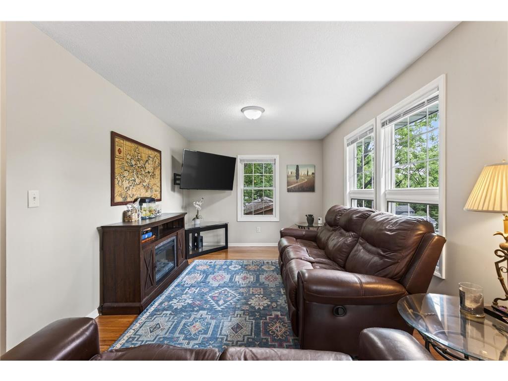 2390 Chateau Lane Mound MN 55364 7085671 image6