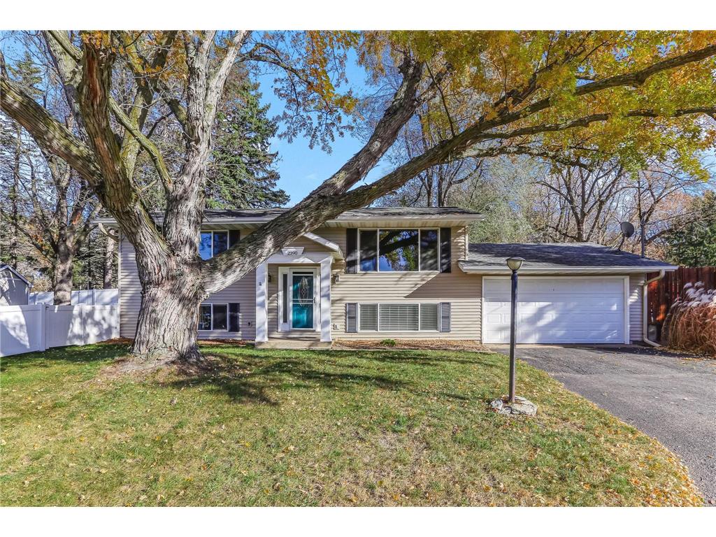 2390 Cohansey Boulevard Roseville MN 55113 6815917 image1