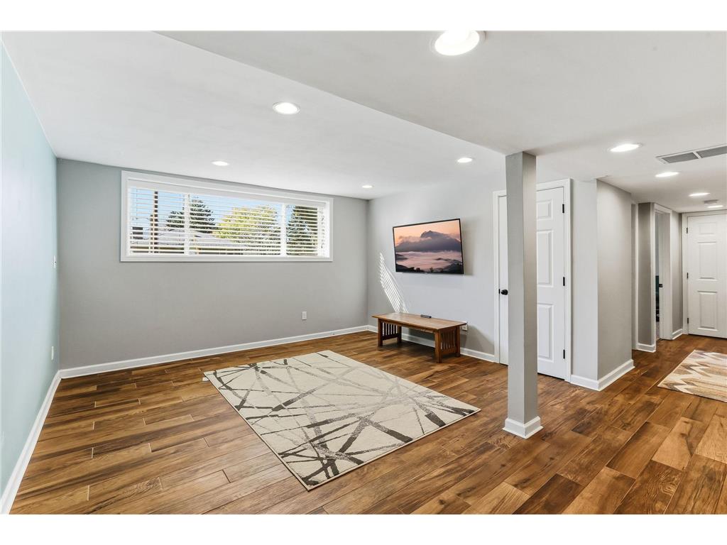 2390 Cohansey Boulevard Roseville MN 55113 6815917 image26