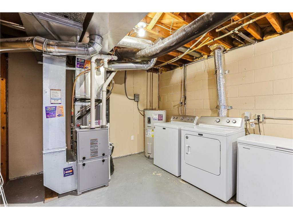 2390 Cohansey Boulevard Roseville MN 55113 6815917 image31