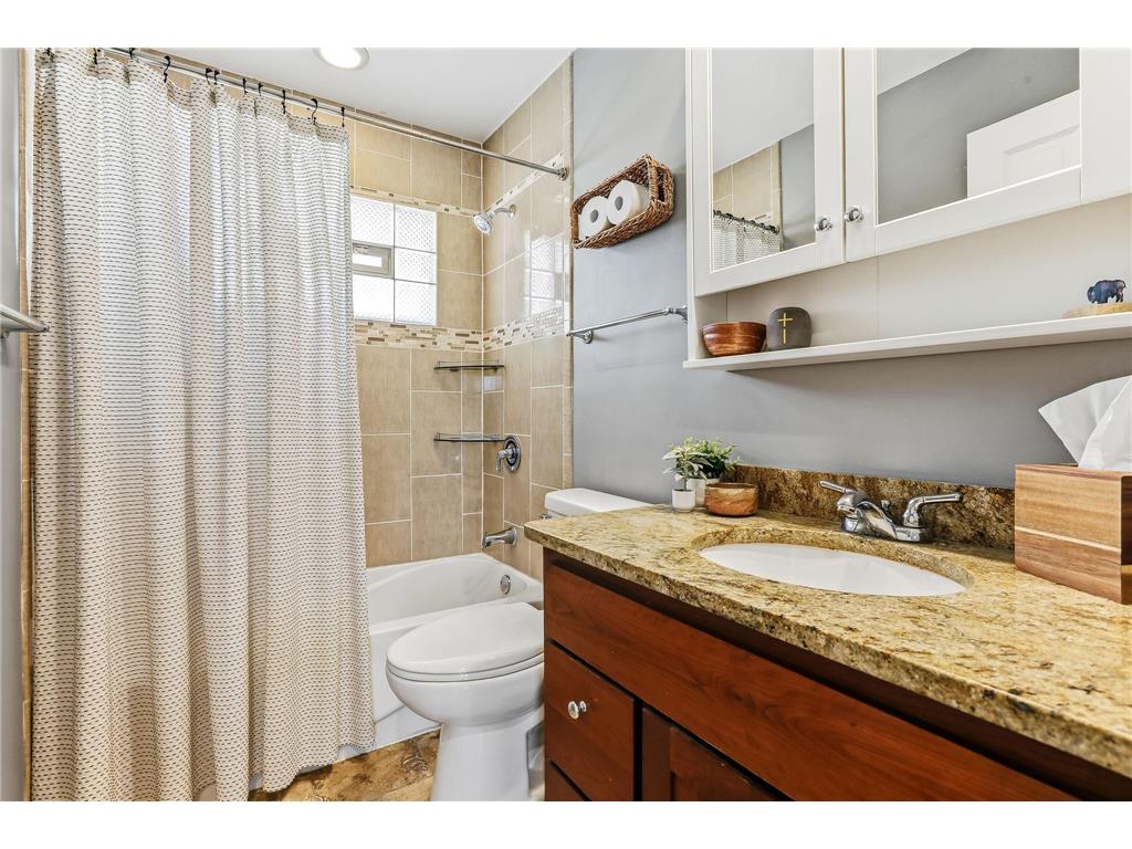 2390 Cohansey Boulevard Roseville MN 55113 6815917 image6