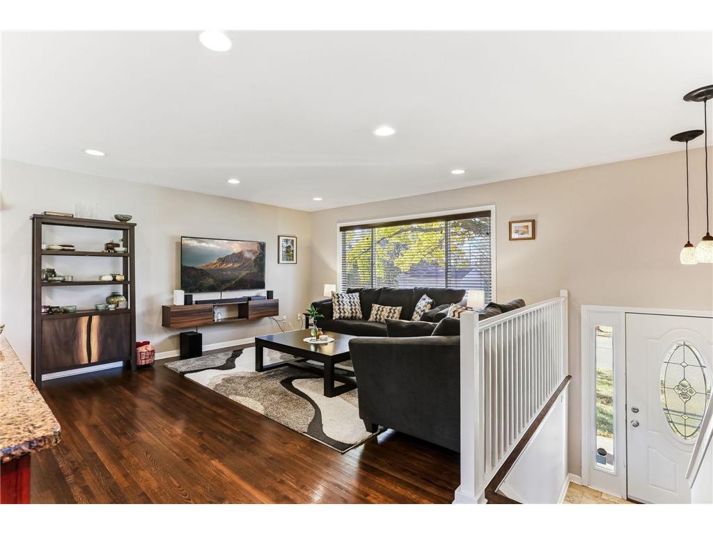 2390 Cohansey Boulevard Roseville MN 55113 6815917 image9