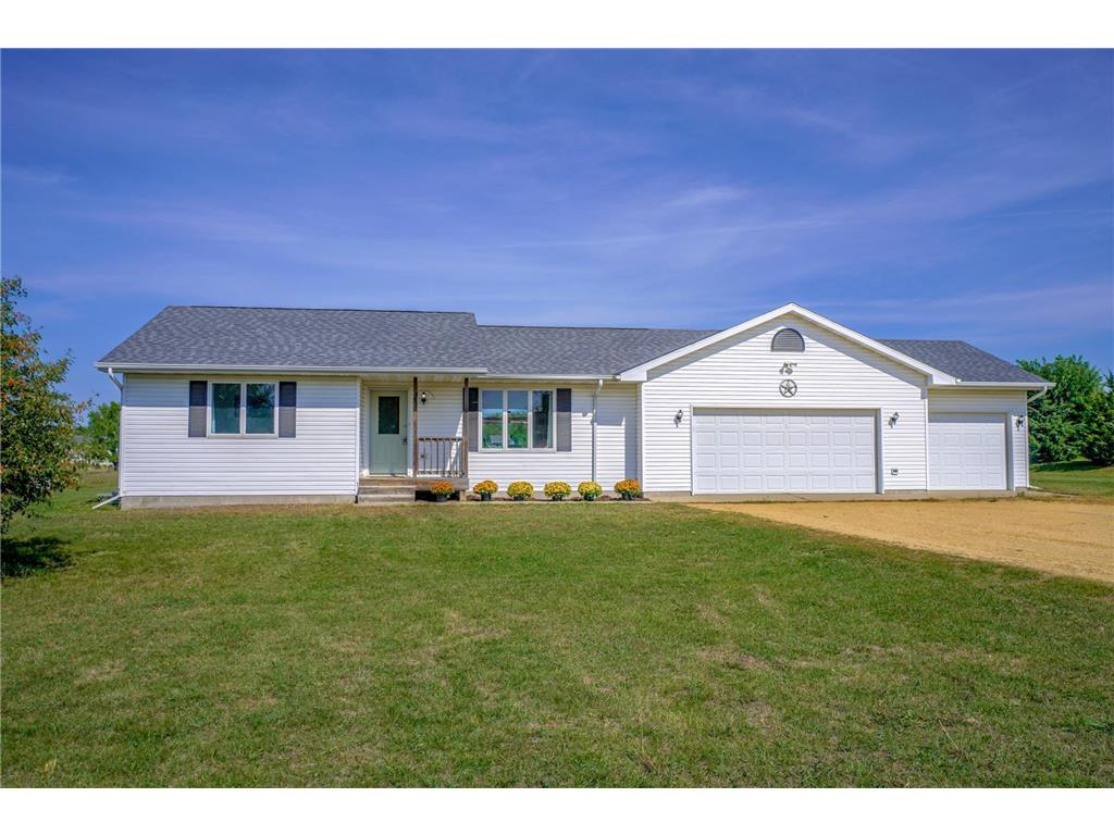 2391 81st Avenue Osceola WI 54020 6433561 image1