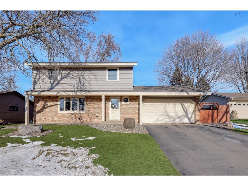 2391 Beam Avenue Maplewood MN 55109 6644397 image1