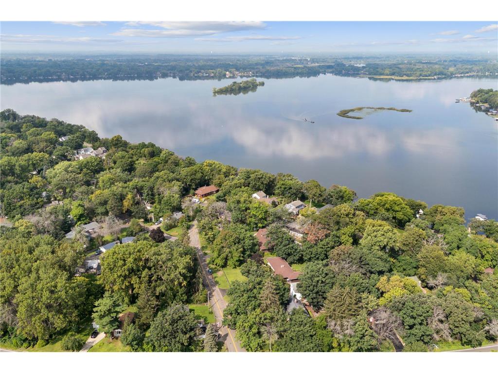 2391 Taylor Avenue White Bear Twp MN 55110 6543292 image1