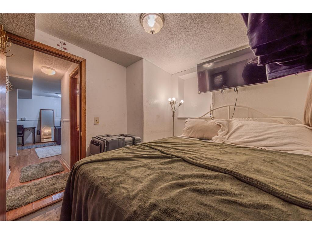 2394 Valentine Avenue Saint Paul MN 55108 6712587 image45