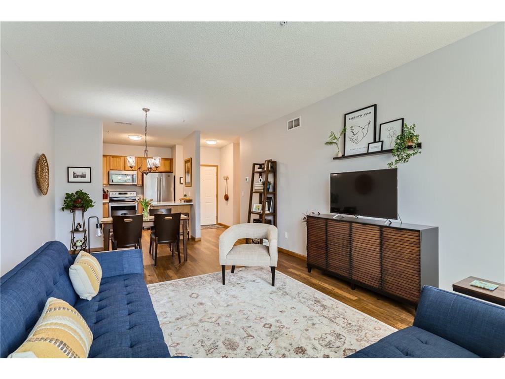 2395 Benson Avenue #305, Saint Paul, MN, 55116 | MLS: 6527692 | Edina ...