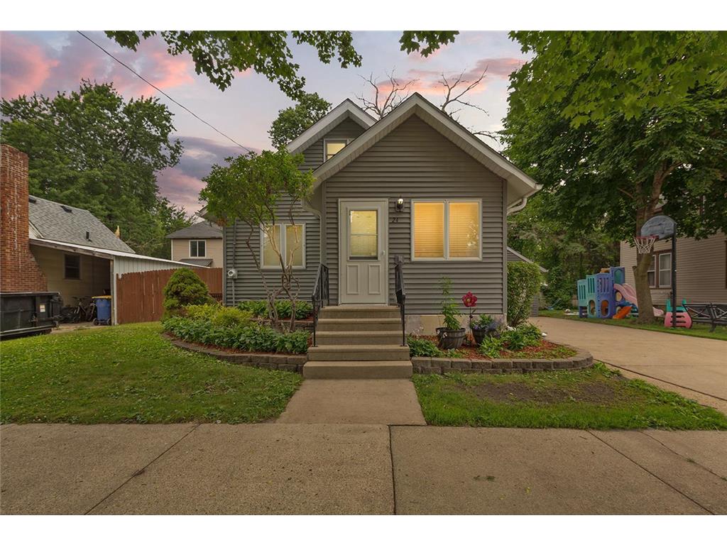24 12th Street NW Faribault MN 55021 7092085 image1