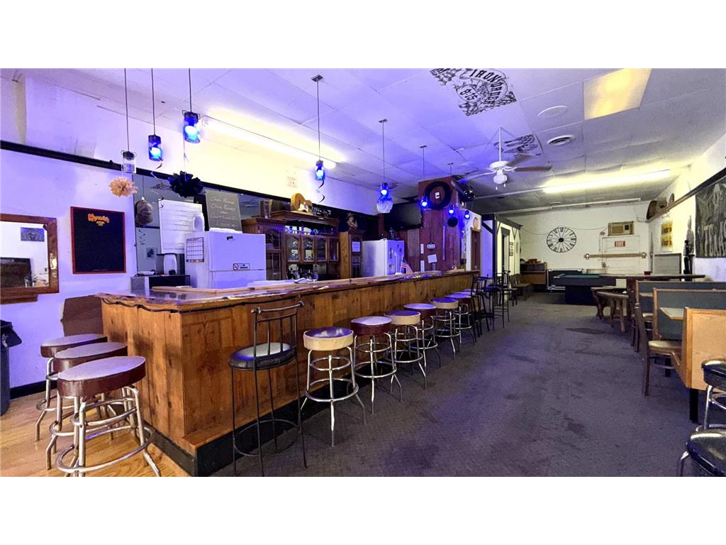 24 & 28 Main Street W Dodge Center MN 55927 6764127 image5