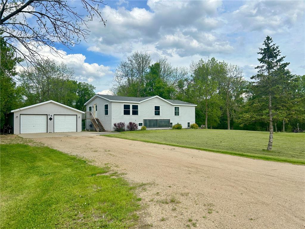 24 Alfred Street NE Wadena MN 56482 6607520 image1
