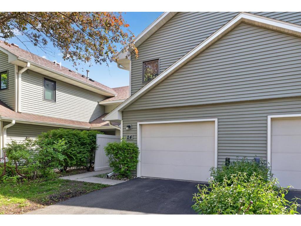 24 Elton Ridge Court NW Rochester MN 55901 7077004 image3