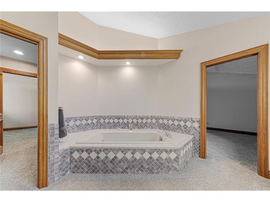 24 Greenhaven Bay Faribault MN 55021 7036215 image62
