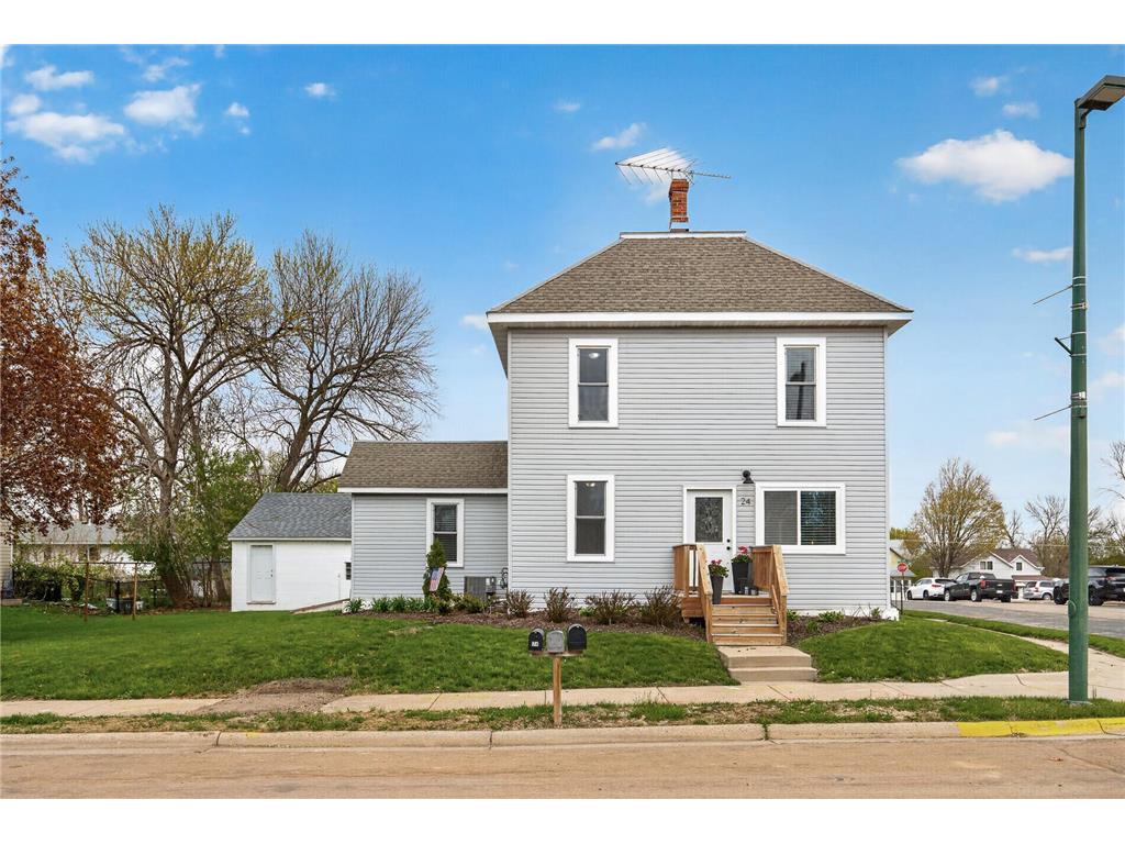 24 Main Street E Norwood Young America MN 55397 7052481 image1