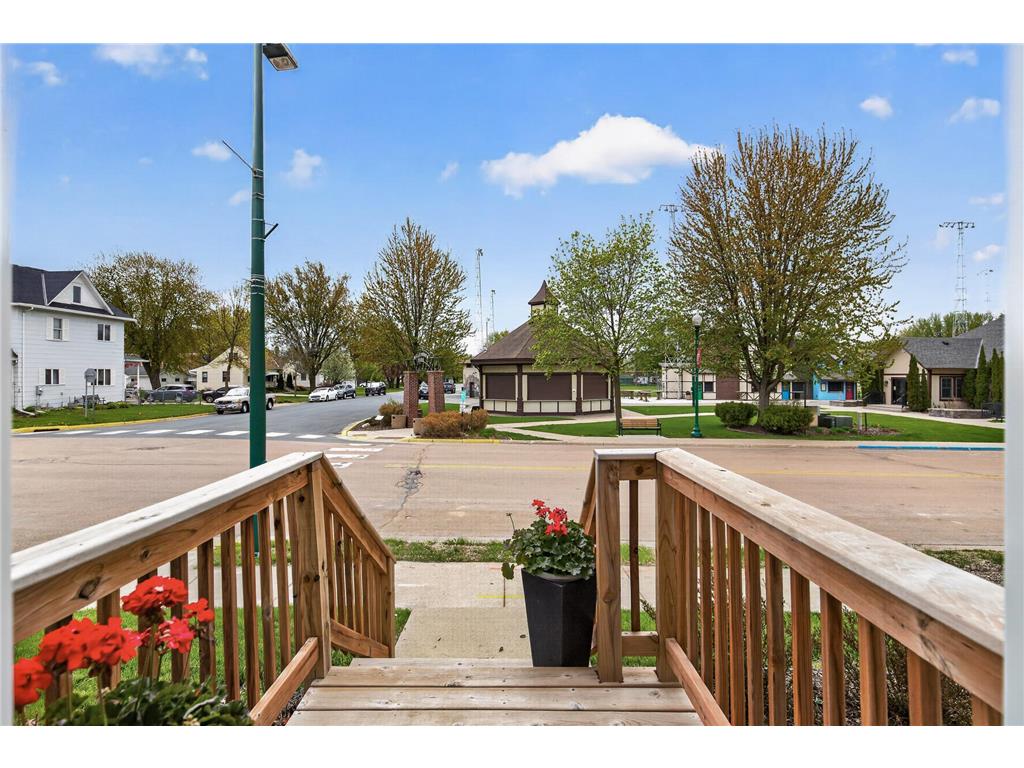 24 Main Street E Norwood Young America MN 55397 7052481 image3