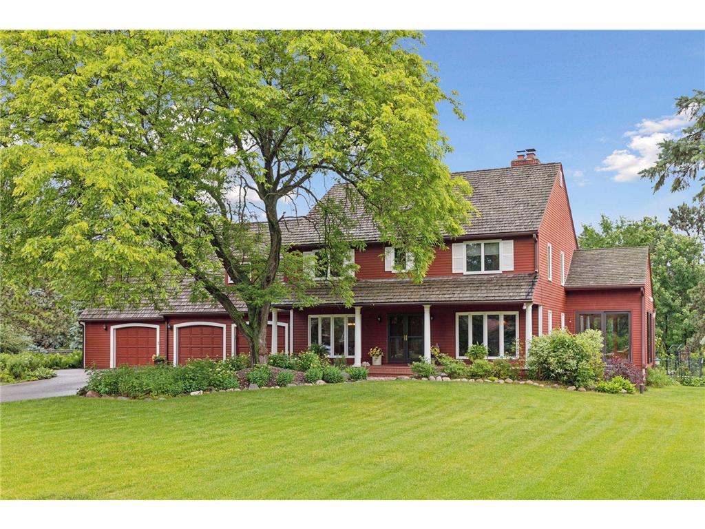 24 Meadowlark Lane North Oaks MN 55127 6550629 image1