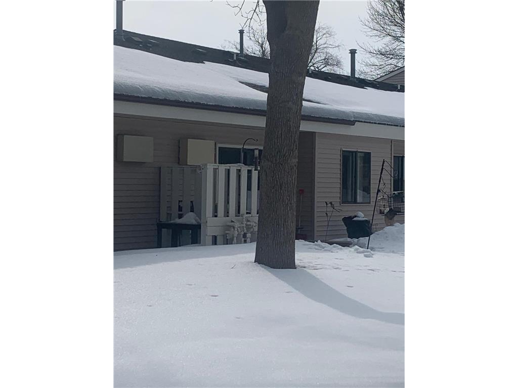 24 W Saint Paul Street #304 Litchfield MN 55355 6337863 image1
