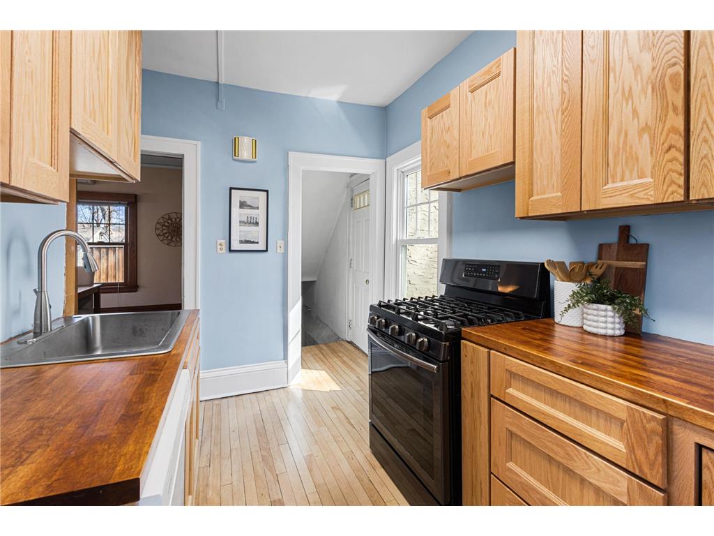 24 Wheeler Street S Saint Paul MN 55105 7016145 image12