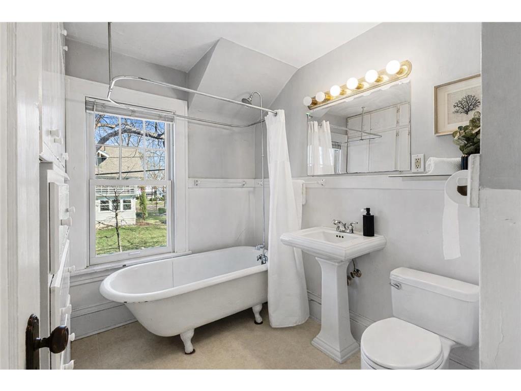 24 Wheeler Street S Saint Paul MN 55105 7016145 image17
