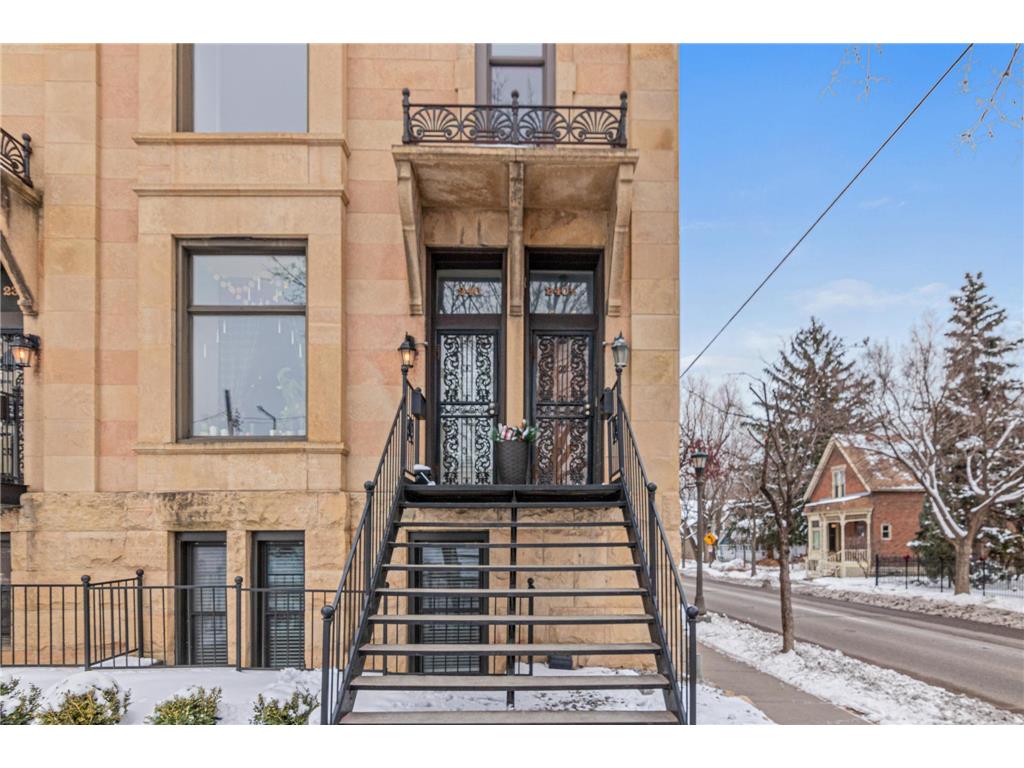 240 1/2 Western Avenue S #G2 Saint Paul MN 55102 7039431 image28