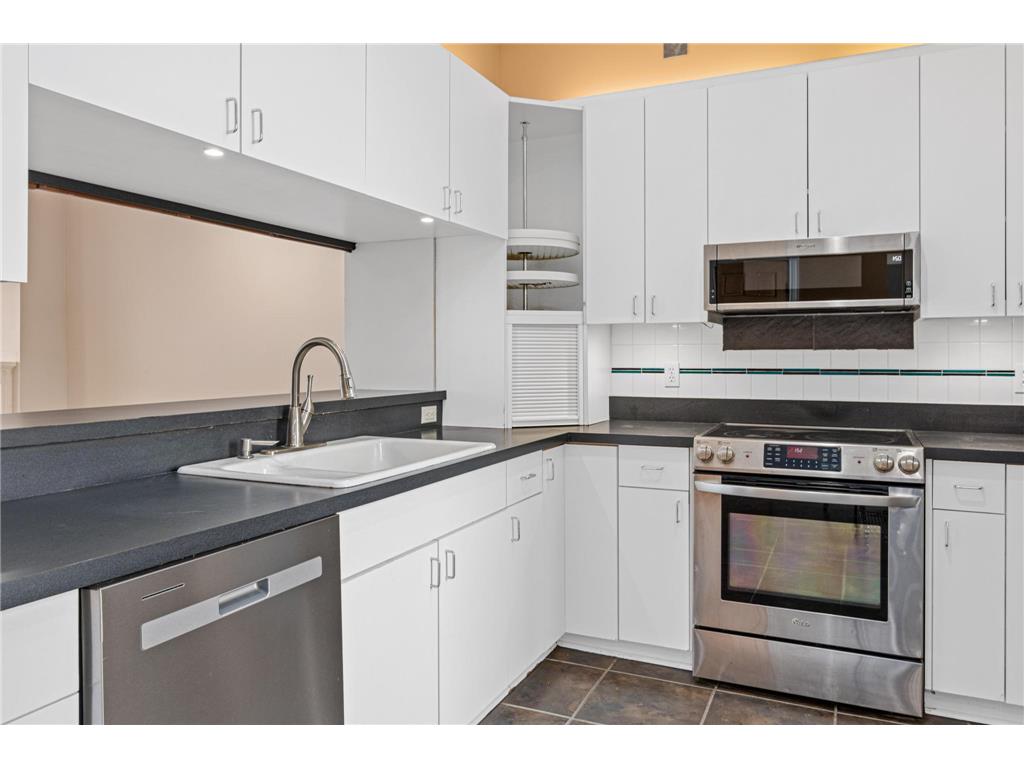 240 1/2 Western Avenue S #G2 Saint Paul MN 55102 7039431 image8