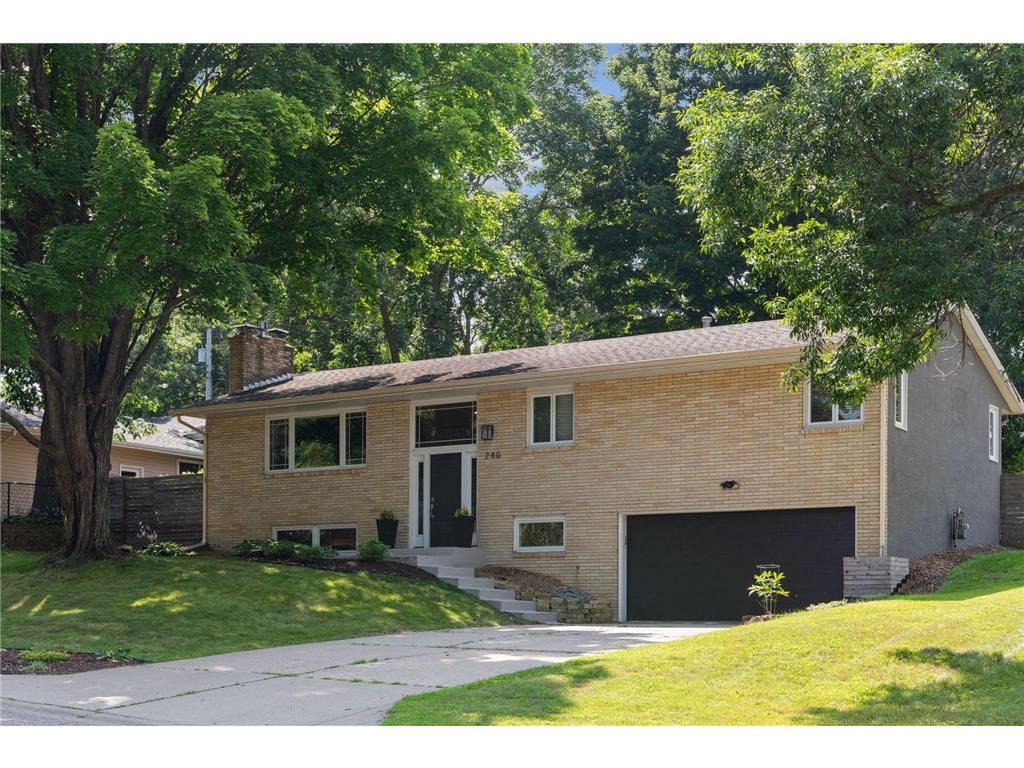 240 15th Avenue NW New Brighton MN 55112 6575333 image1