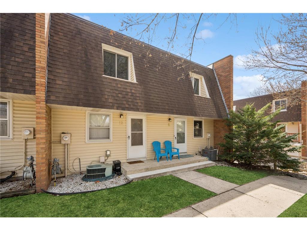240 21st Avenue S #12 South Saint Paul MN 55075 6704679 image1