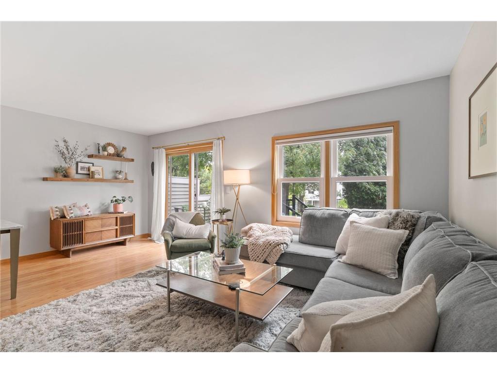 240 3rd Avenue NE Minneapolis MN 55413 6791980 image1