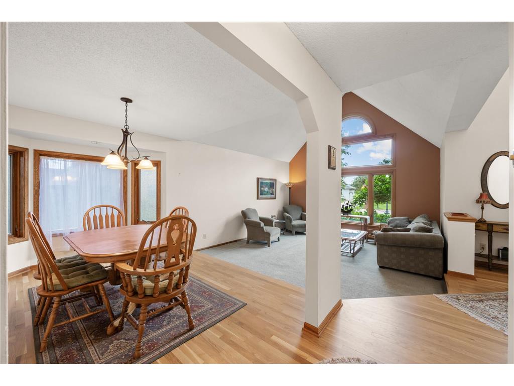 240 Cottonwood Drive Vadnais Heights MN 55127 7053076 image13