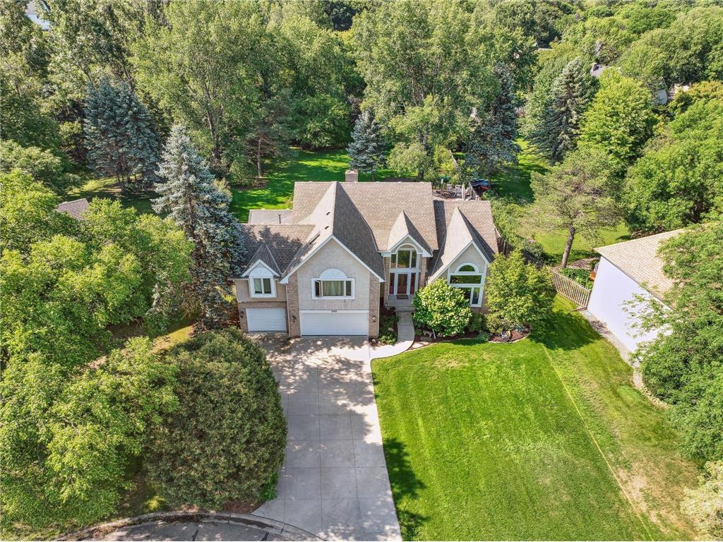 240 Cottonwood Drive Vadnais Heights MN 55127 7053076 image4