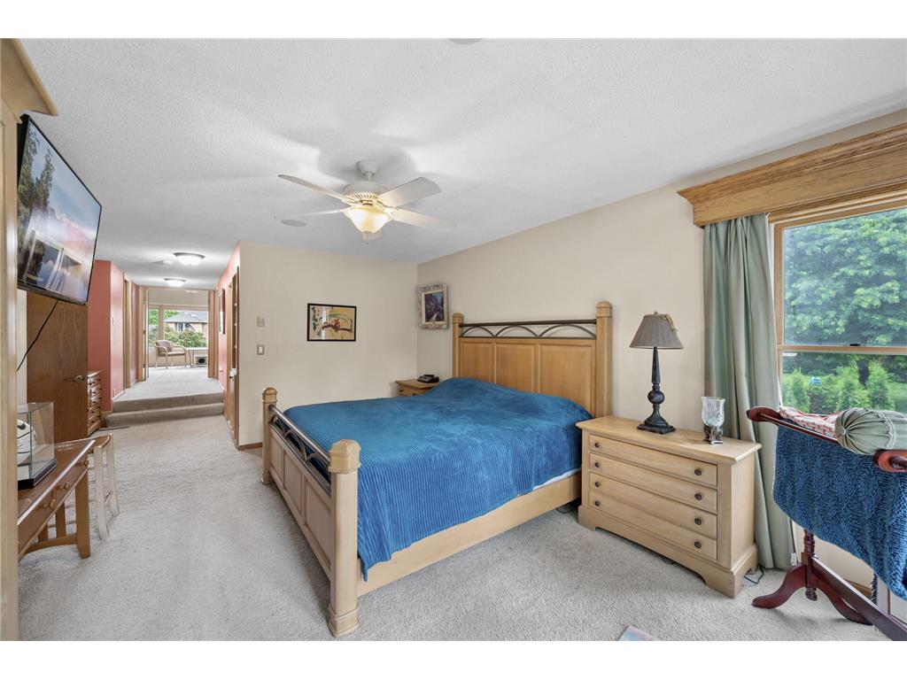 240 Cottonwood Drive Vadnais Heights MN 55127 7053076 image43