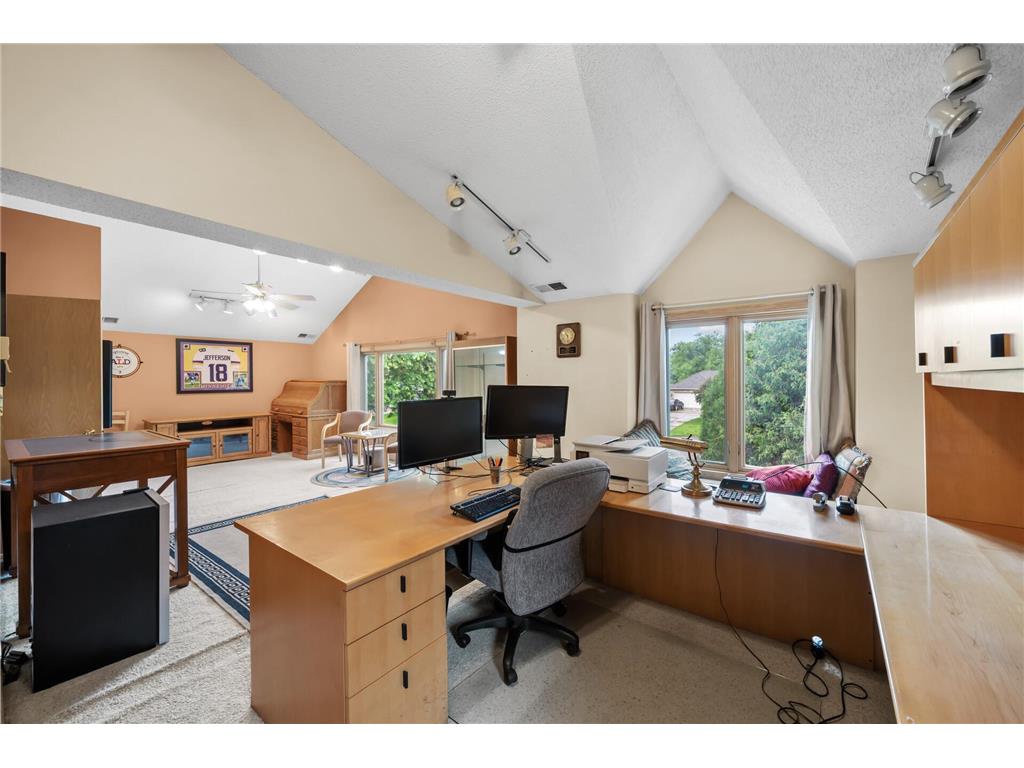240 Cottonwood Drive Vadnais Heights MN 55127 7053076 image52
