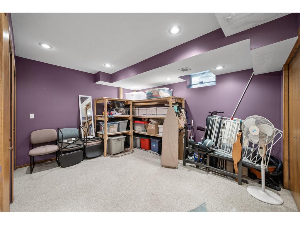 240 Cottonwood Drive Vadnais Heights MN 55127 7053076 image57