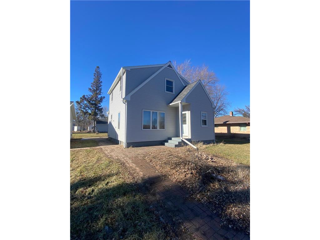 240 Elm Street Clements MN 56224 6482562 image1