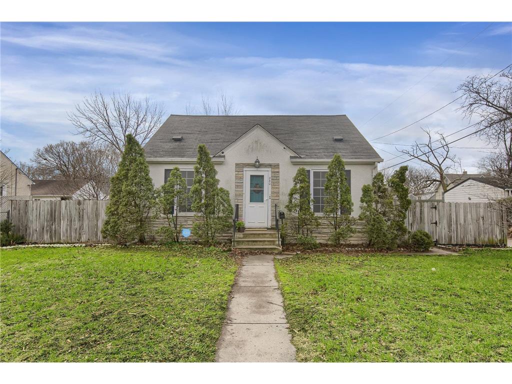 240 Ivy Avenue W Saint Paul MN 55117 6359692 image1