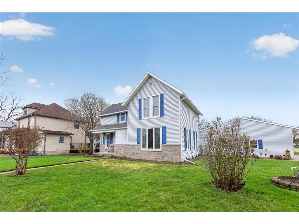 240 Main Street W Elgin MN 55932 7057827 image3