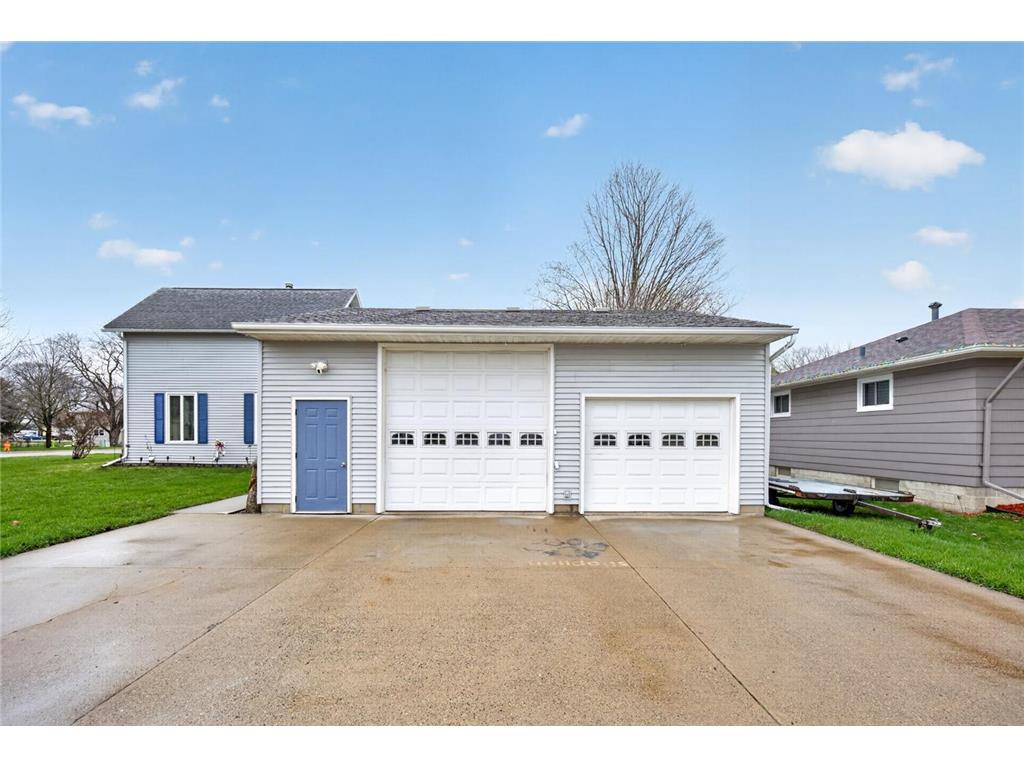 240 Main Street W Elgin MN 55932 7057827 image5