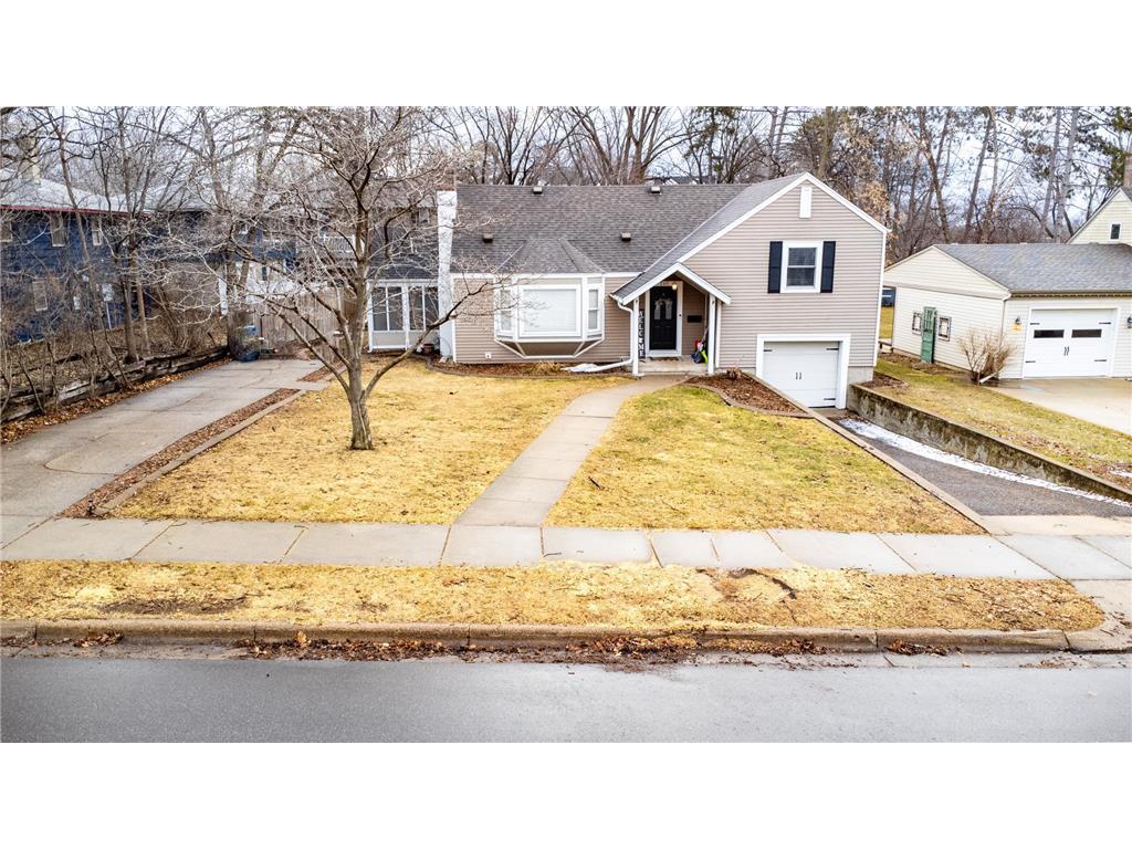 240 Morton Avenue NW Elk River MN 55330 7033814 image1