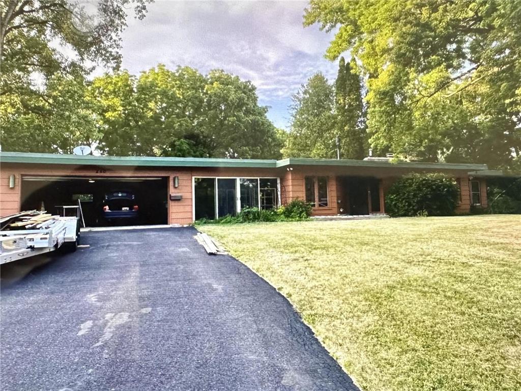 240 Norman Ridge Drive Bloomington MN 55437 6683552 image1