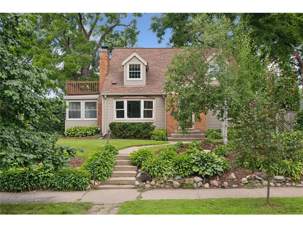 240 Russell Avenue S Minneapolis MN 55405 6744433 image1
