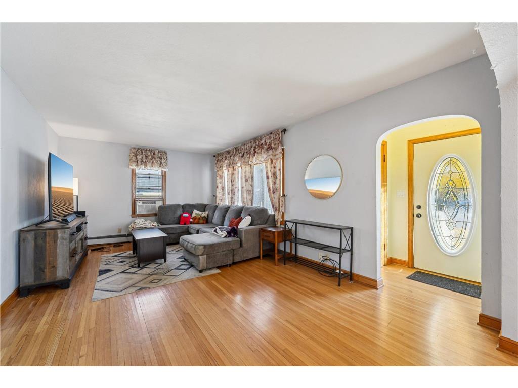 240 S Meridian Street Belle Plaine MN 56011 6812954 image10