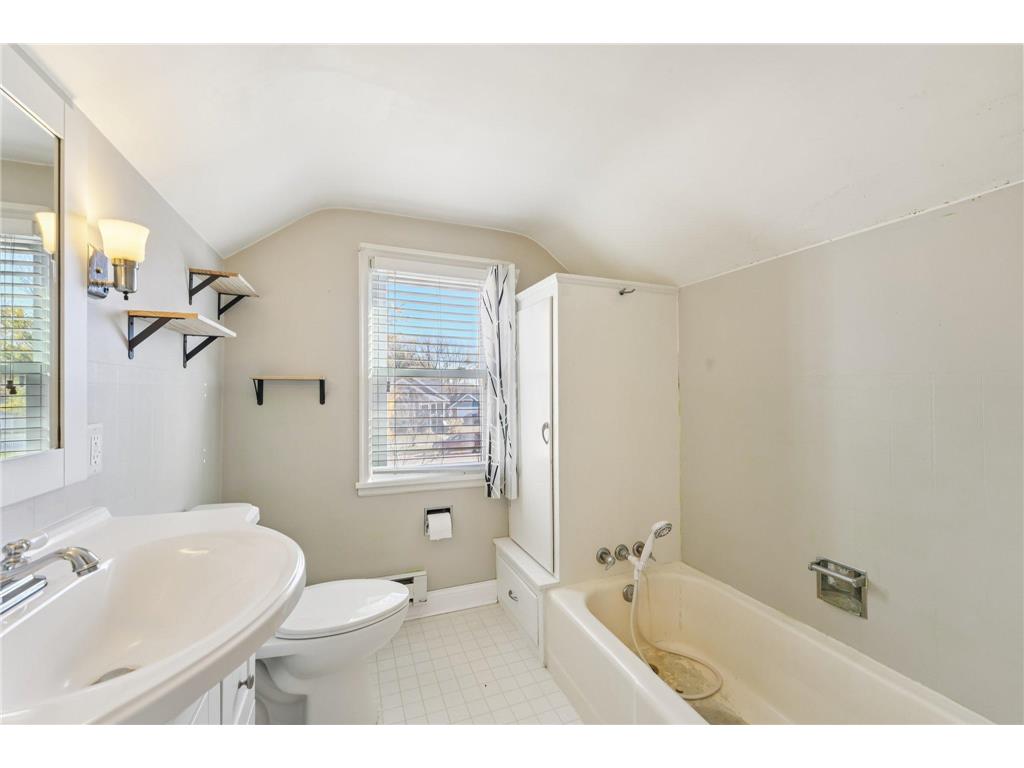 240 S Meridian Street Belle Plaine MN 56011 6812954 image32