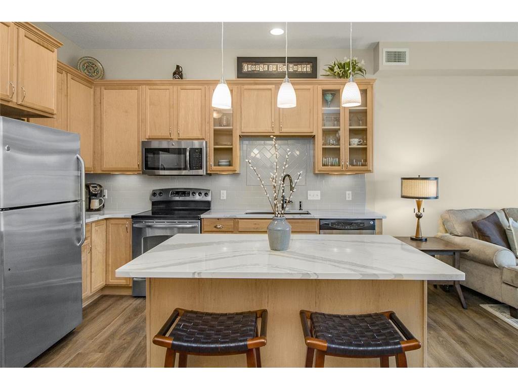 240 Spring Street #403 Saint Paul MN 55102 6617357 image1