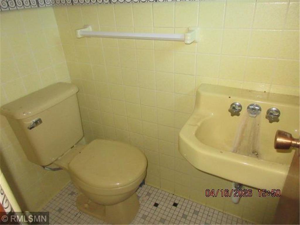 240 W 7th Street Gibbon MN 55335 7060871 image10