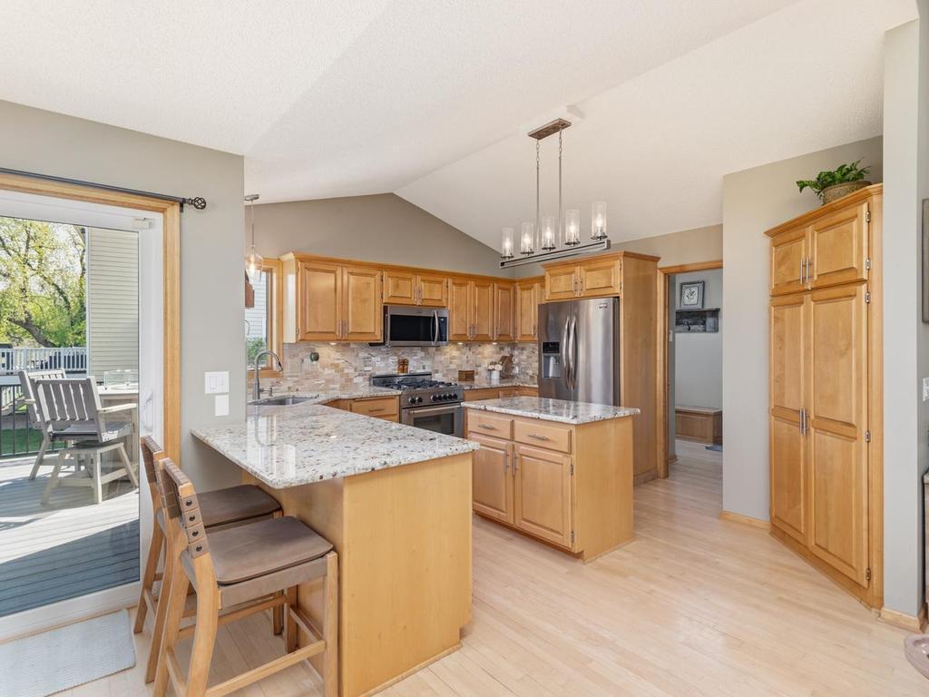 2400 87th Trail N Brooklyn Park MN 55443 7069476 image3