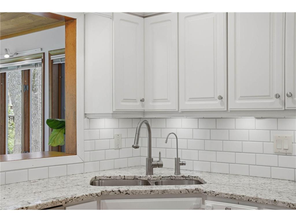 2400 Cavell Avenue N Golden Valley MN 55427 7077827 image17