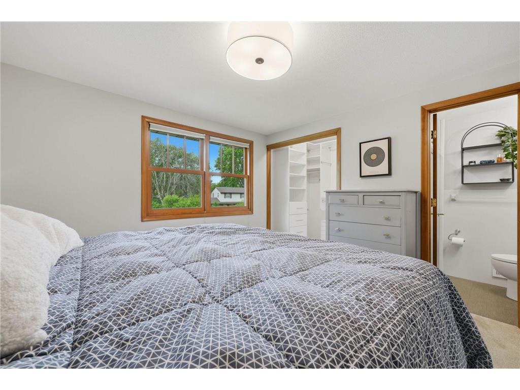 2400 Cavell Avenue N Golden Valley MN 55427 7077827 image28